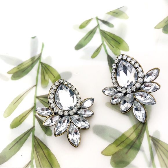 Jewelry - Crystals Rhinestones Vintage Glass Leaf Earrings